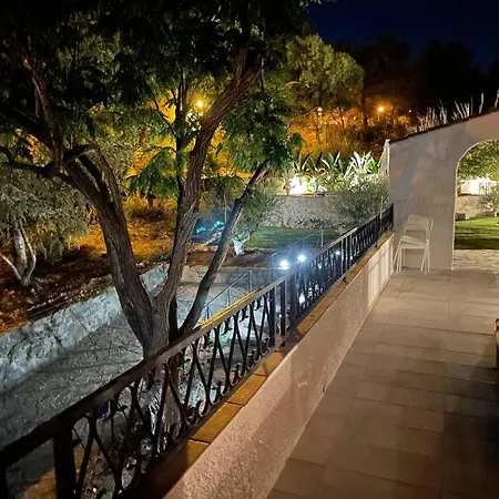 Bandol, Les Orangers Villa
